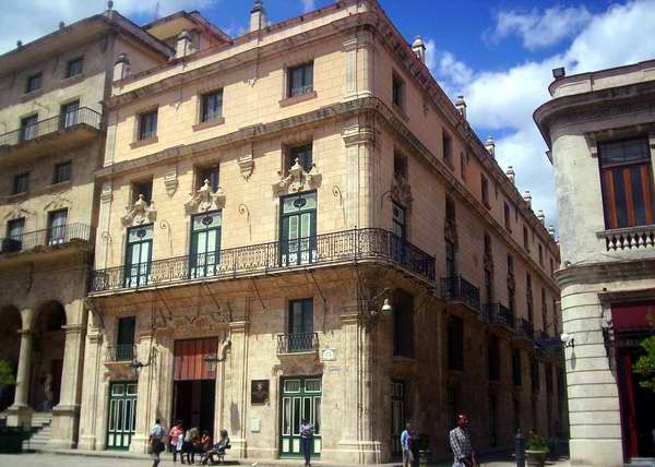 Palacio Marques de San Felipe y Santiago