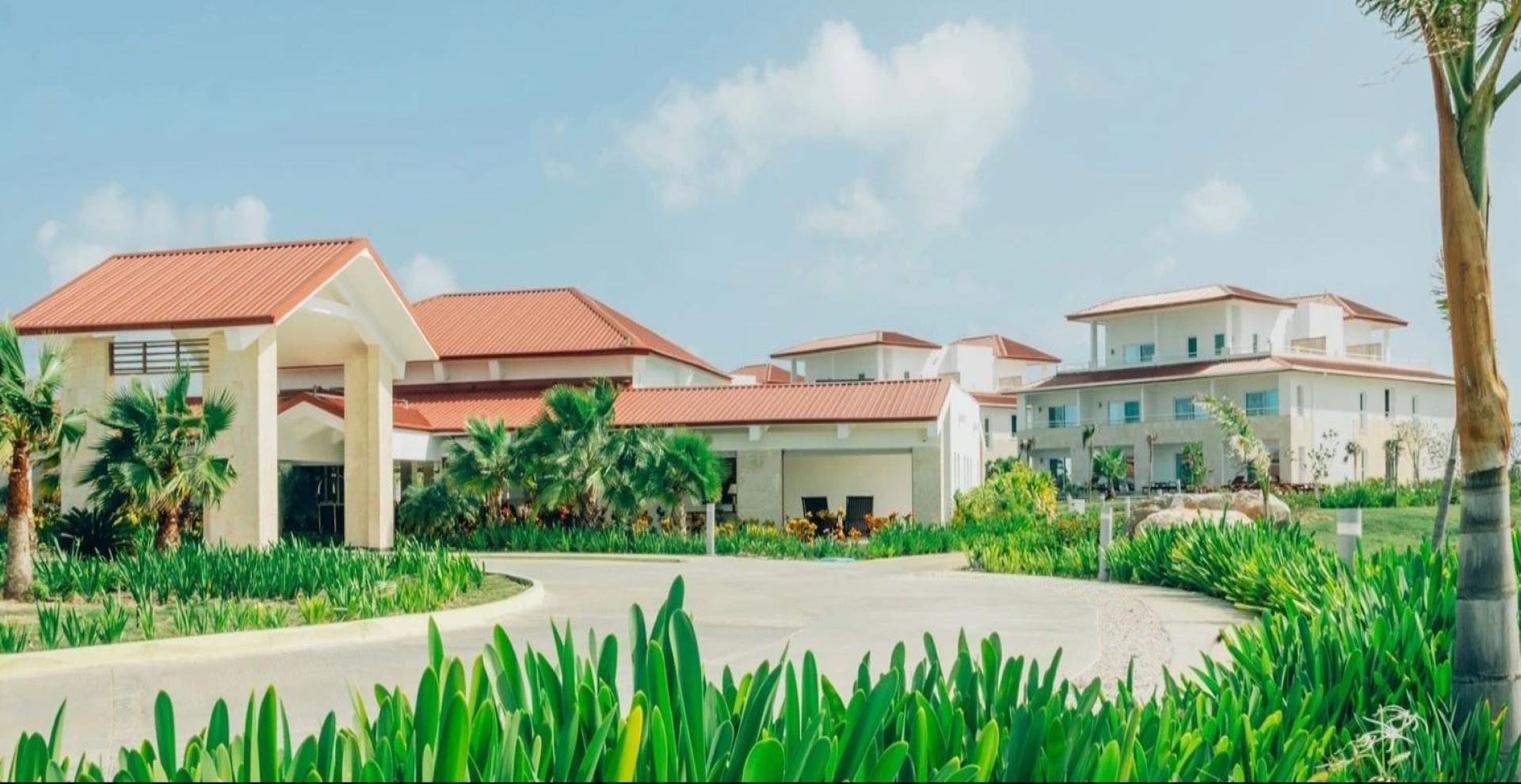 Tailor made Tours Packages Hotels Cars Coral Level Iberostar hiring-your-cleaning-business-staff-msi