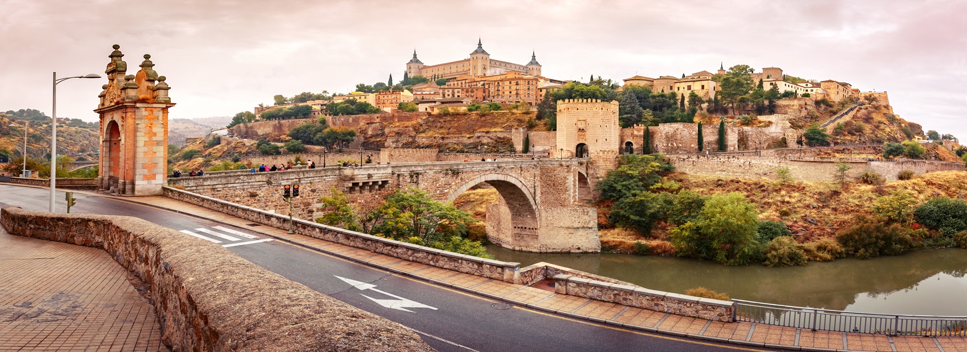 Tour BARCELONA-MADRID-ANDALUCIA-TOLEDO main image